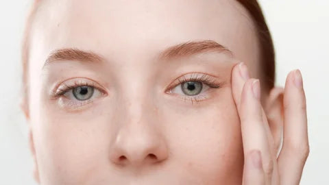 What Causes Droopy Eyes and How to Prevent Them with Skincare