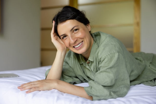 Why Does Skin Become Dry During Menopause? Causes, Treatments & Daily Skincare Tips