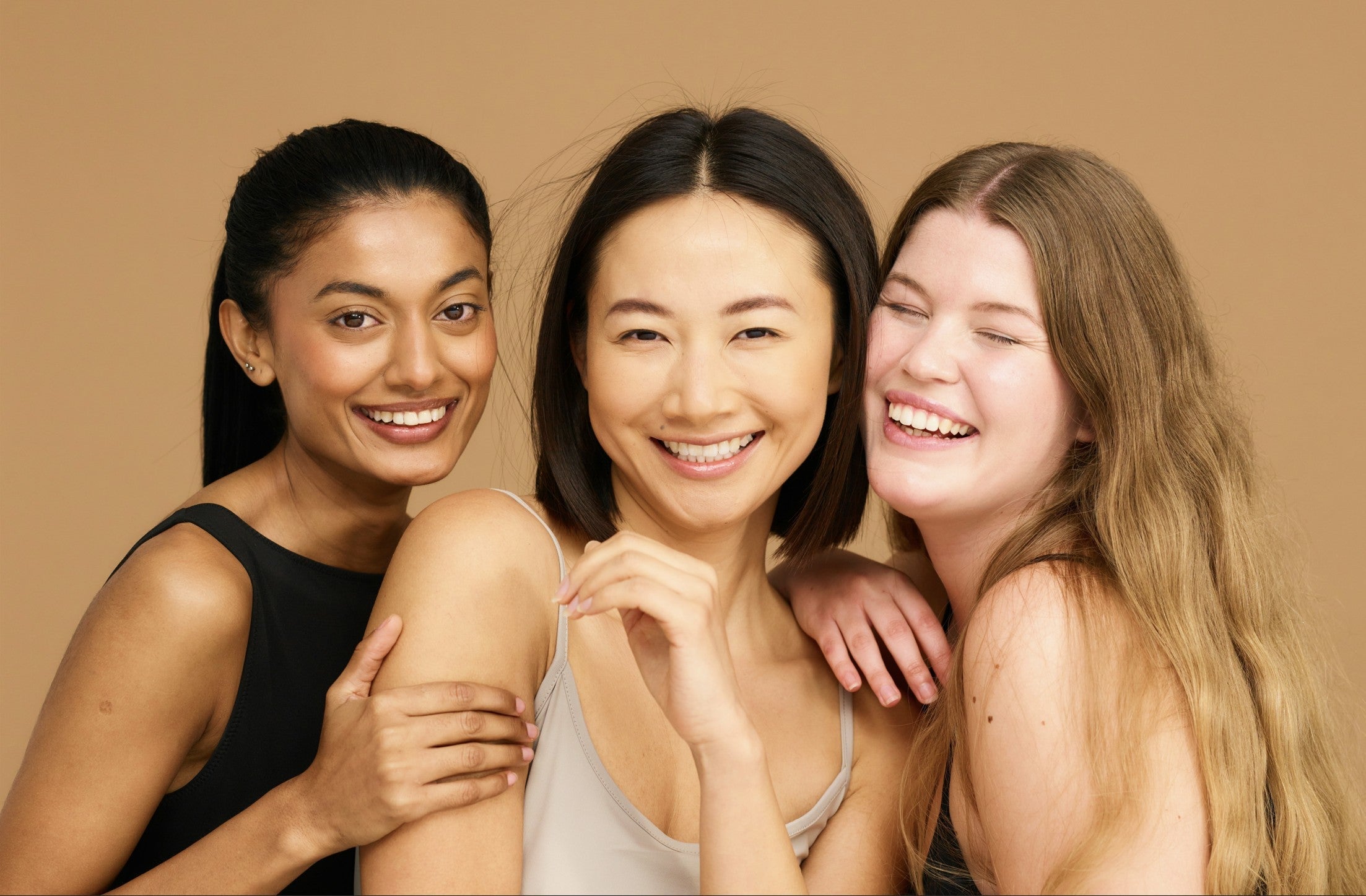 How Skin Brightening Serums Help Improve Dull and Uneven Skin Tone